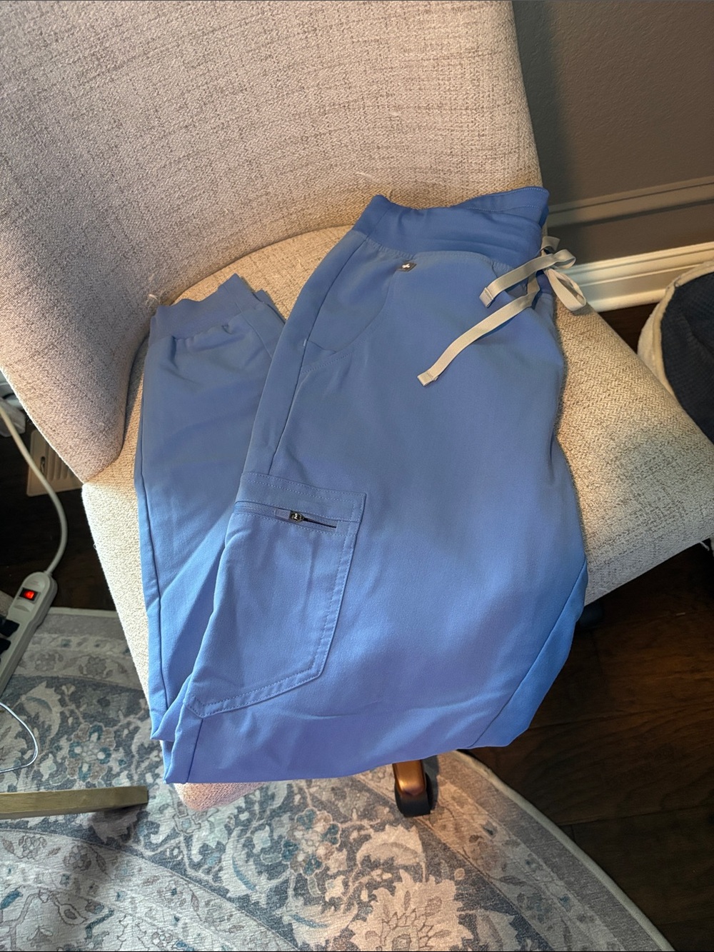 FIGS Ceil Blue Women’s Zamora Jogger Scrubs Size Medium